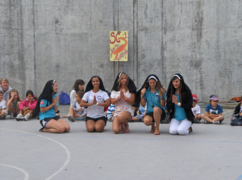 Village Camps International Summer Camp VDC Geneva 2016-08-12 https://www.villagecamps.com/journals_admin/images/347-34-Picture 019.jpg